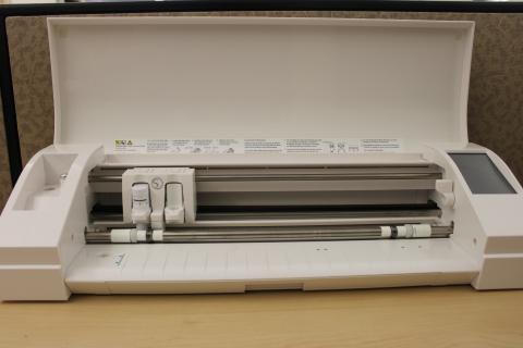 Silhouette Cameo 3 machine with open lid