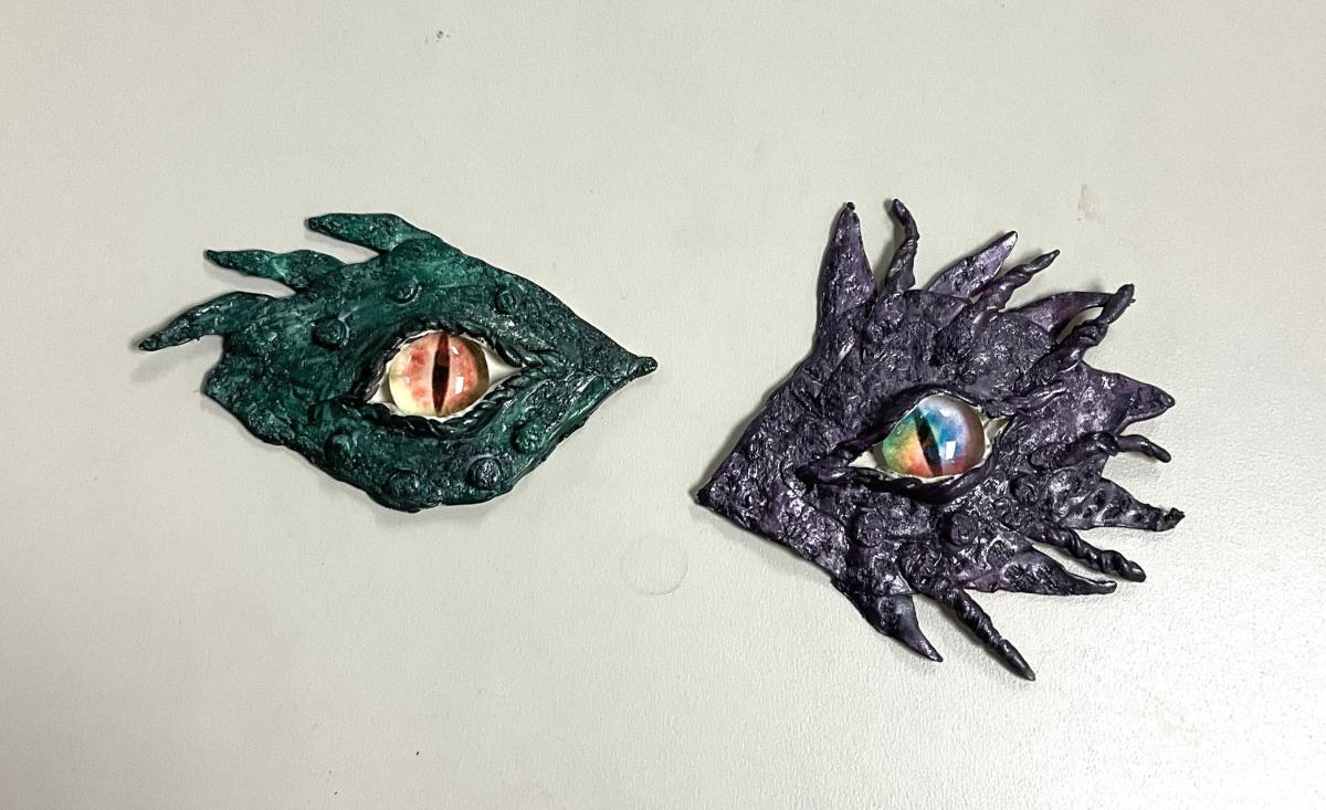 green dragon eye and purple dragon eye